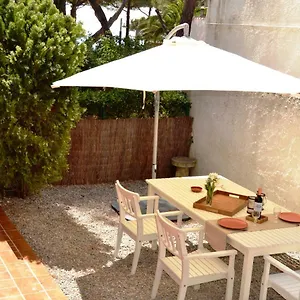 Apartamento Con Jardín